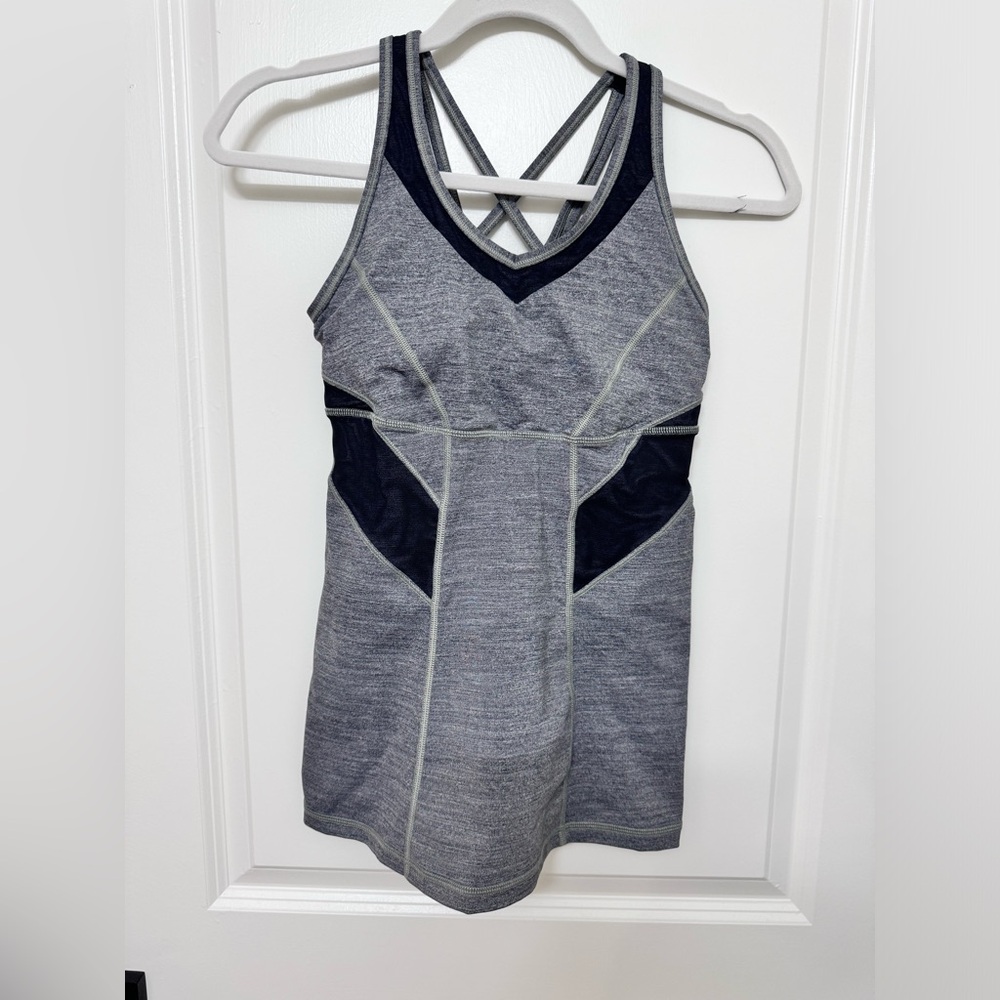 Lululemon tank top